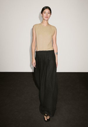 CONTRAST LONG WITH SIDE SLITS - Robe longue - black