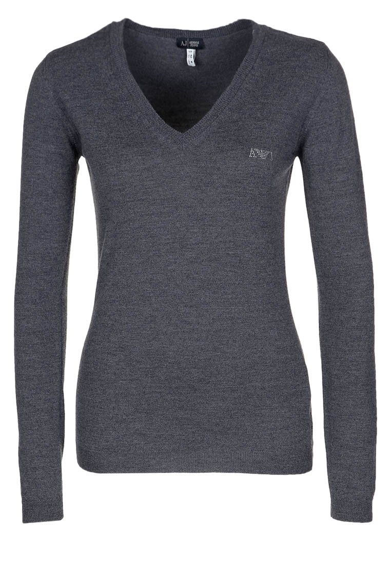 Grå långärmad V-ringad tröja i mjukt stickat tyg, med en liten logotypdetalj på övre vänstra bröstet.