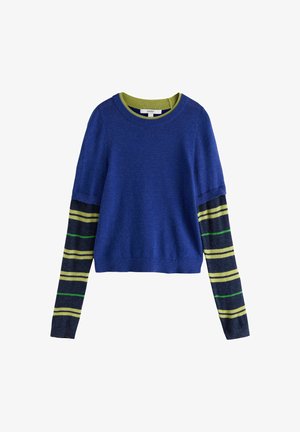 Next, - Sweter