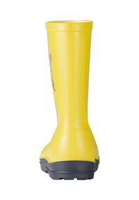 Botte de pluie en caoutchouc jaune, grande, avec une semelle noire, vue de l'arrière sur fond blanc.