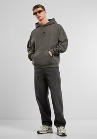 Pegador LOGO BOXY - Pulover s kapuco - vintage grey grey