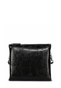 Pochette en cuir noir à texture lisse, forme rectangulaire, fermeture éclair supérieure et accents métalliques argentés. Logo embossé.