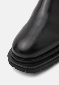 Steve Madden HIGHFLYER - Bottes - black