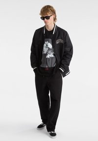Vans DUNTON - Bombertakki - black