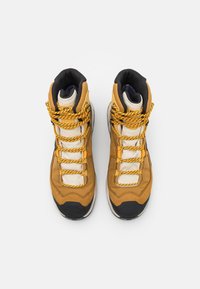Salomon QUEST ELEMENT GORE TEX - Sapatos de caminhada - cumin/bleached sand/saffron