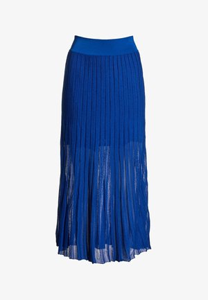 Jupe midi plissée bleue avec une large ceinture et un tissu semi-transparent près de l’ourlet, présentée sur fond blanc.