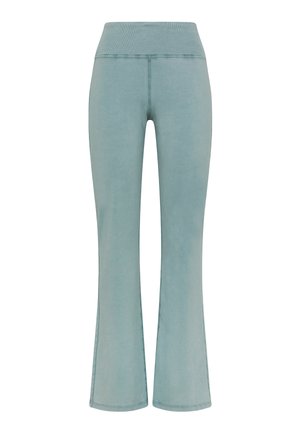 Pantalones acampanados de talle alto en color verde azulado claro, con una cinturilla acanalada y costuras visibles en la parte delantera y el dobladillo.