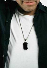 Akitsune Kaklarota - black and silver coloured