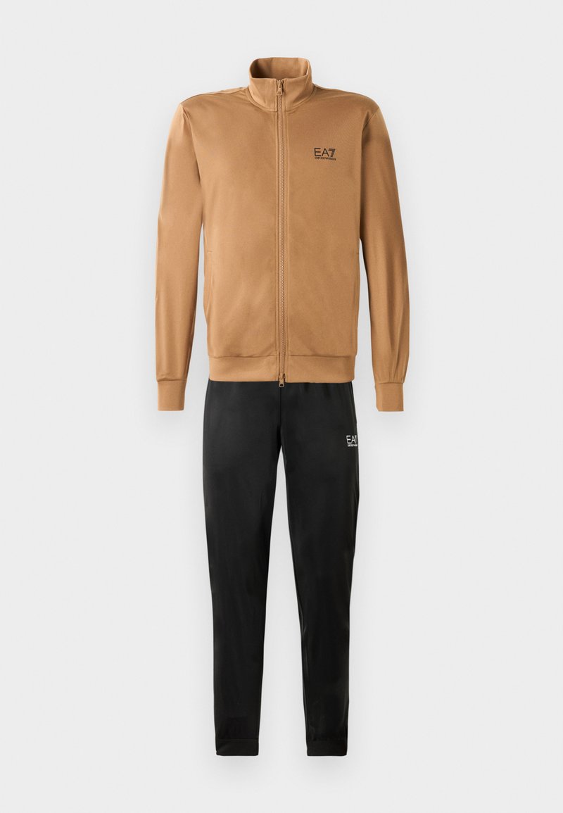 EA7 Emporio Armani Trainingspak zandkleur