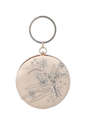 Ronde beige clutch met zilveren bloemenkralenborduursel en een ronde polsband bezet met heldere kristallen.