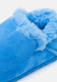 UGG ANDERS - Scarpe senza lacci - big sky