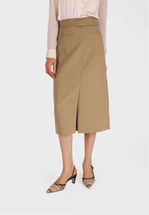 Decolleté - marrone caffè