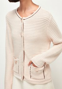 adL Cardigan - beige