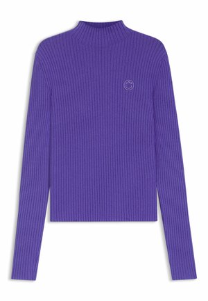 Lila ribbat polotröja med långa ärmar. Har ett runt broderat smiley-ansikte på bröstet. Mjuk textur med en figurnära design.