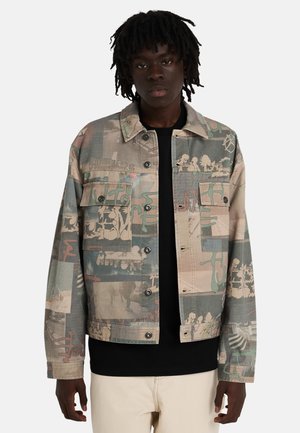 TRUCKER  - Καλοκαιρινό μπουφάν - scenes washed