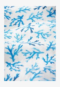 Unausgewählt, white blue coral
