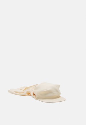 RUSLAN BAGINSKIY SCARF VISOR - Headscarf - ivory
