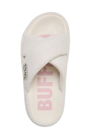 Sandale blanche slide à brides croisées recouvertes de petits strass et un logo argenté sur un côté, texte rose "BUFF" sur la semelle intérieure.