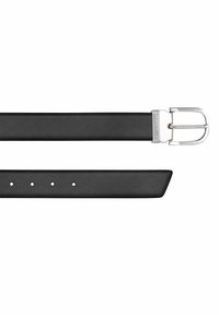 Schwarzer Gürtel mit eingeprägtem geometrischem Muster, silberner Metallschnalle und fünf Löchern zur Anpassung. Glatte Textur mit verjüngtem Ende.