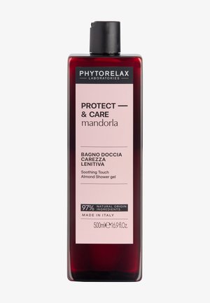 Phytorelax Protect & Care Almond Soothing Touch Duschgel, 500 ml Flasche, 97 % natürliche Inhaltsstoffe, hergestellt in Italien.