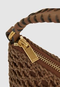 Reiss BLAKELEY WEAVE  - Käsilaukku - tan