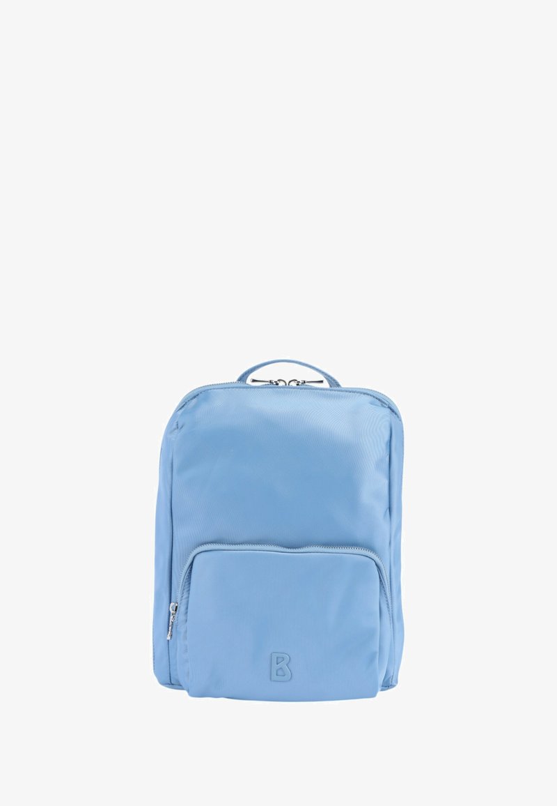 Ljusblå ryggsäck i slät tyg. Har en framficka med dragkedja, ett handtag på toppen och en logotyp präglad på den nedre framsidan.