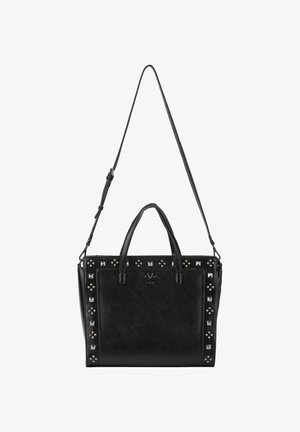 Schwarze Ledertasche mit doppelten Griffen, verstellbarem Schultergurt und silbernen Metallnageldetails entlang der Kanten und der Fronttasche.