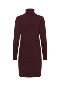 Bordeaux obleka s turtleneck ovratnikom in dolgimi rokavi, mehke teksture, rebernat vratni in manšetni del ter raven silhuet, primerna za plastenje.