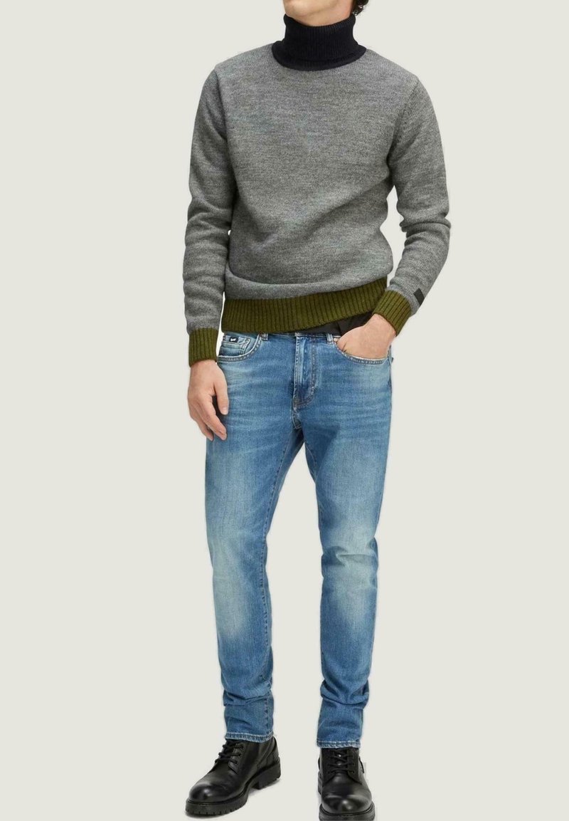 Jeans Slim Fit Jeans Uomo GAS Memphis Blu Sabbiato Classic Slim