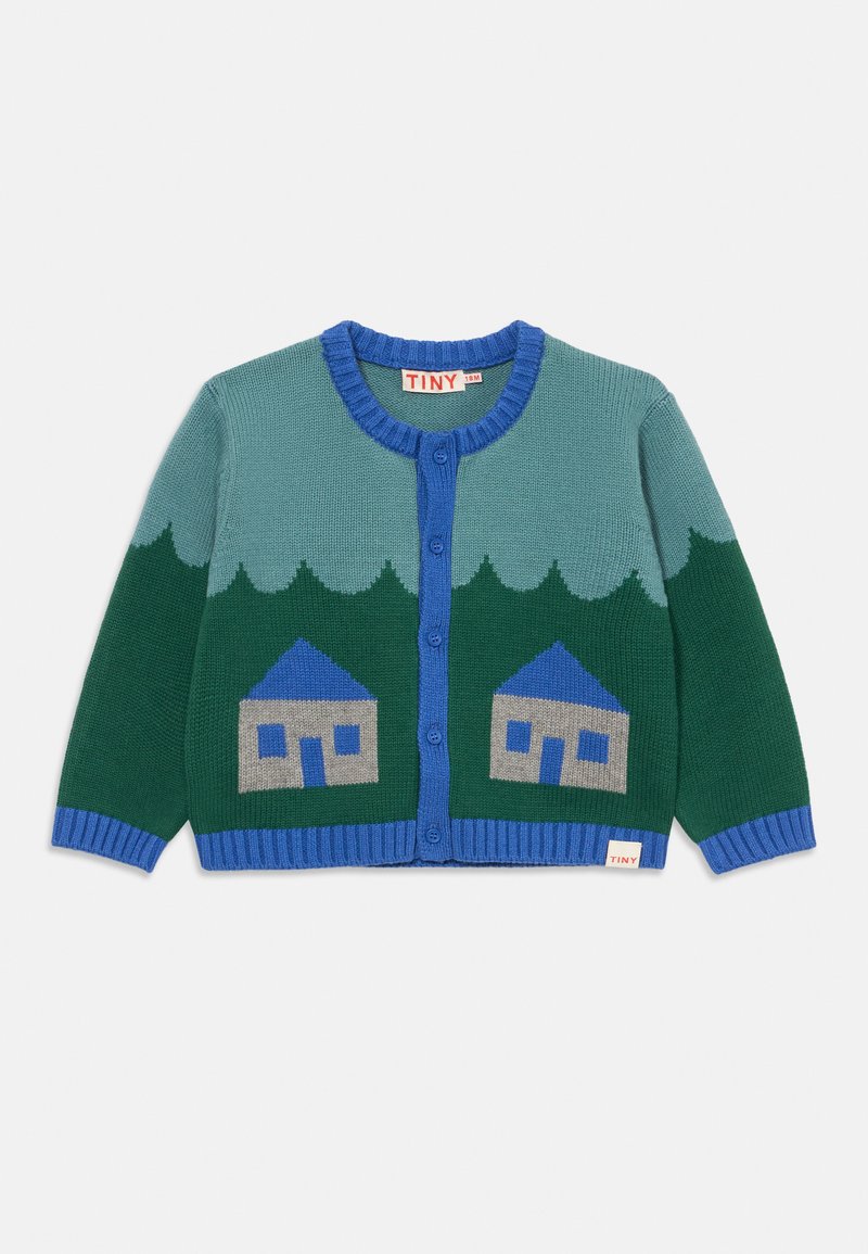 Παιδικό πλεκτό ζακέτα σε μπλε και πράσινο χρώμα με κουμπιά στο μπροστινό μέρος, προβάλλοντας σχέδια σπιτιών και δέντρων στο σώμα και τα μανίκια.