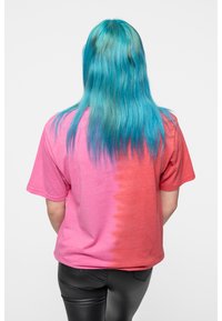 Paradiso Clothing GORILLAZ TWO TONE BRUSH DYE WASH - Print T-shirt - red