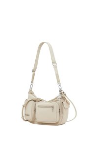 Borsa a spalla beige realizzata in materiale liscio, con una tracolla annodata, due tasche anteriori con zip e dettagli in metallo argentato.