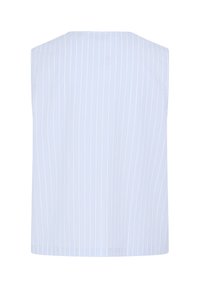 Top bleu clair sans bretelles avec fines rayures verticales blanches, encolure droite et ourlet légèrement incurvé.