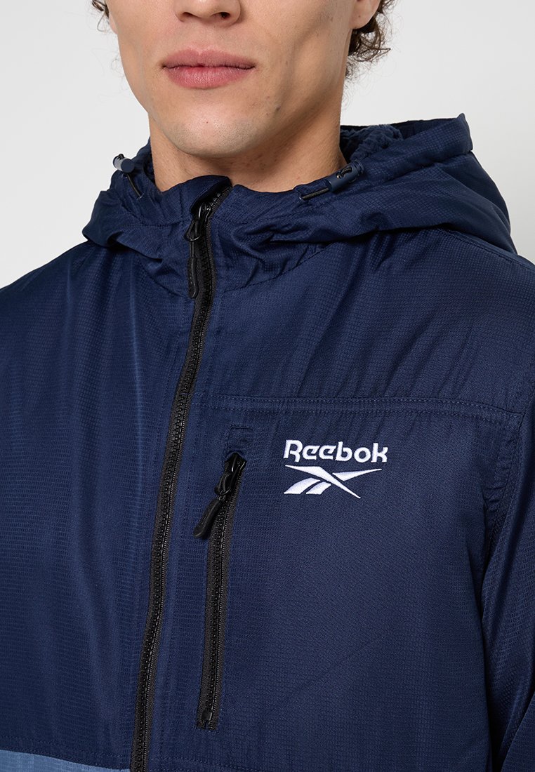WINDBREAKER LIGHTWEIGHT FULL ZIP