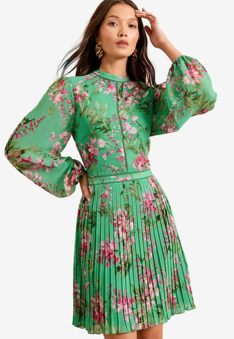 Love & Roses REGULAR FIT - FLORAL PRINT PLEATED LONG SLEEVE - Nappali ruha - green