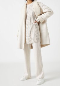 PULL&BEAR Płaszcz zimowy