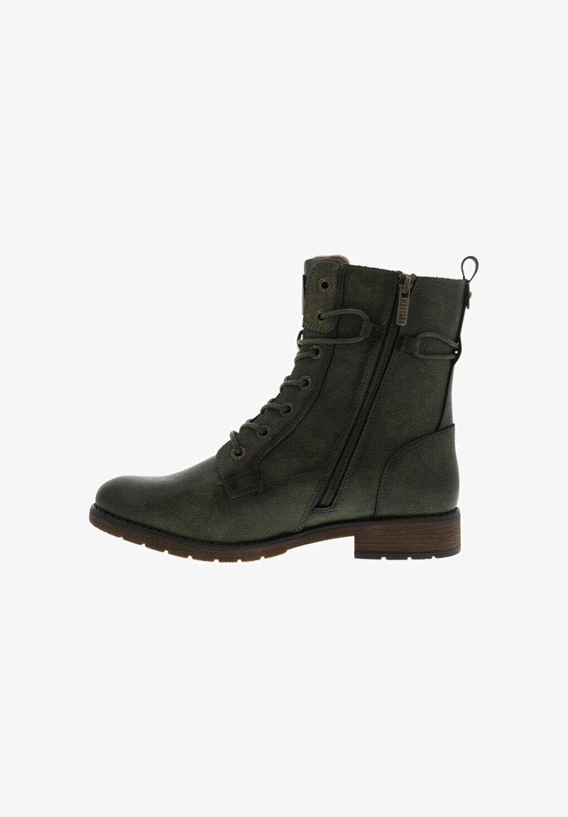 Bottine en cuir vert avec laçage à l'avant, fermeture éclair latérale et semelle marron. Présente des détails de couture et une petite languette de tirage au talon.