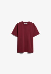 Unselected, velvet red