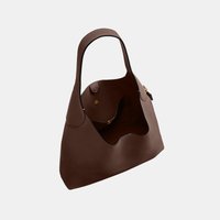 Sac à épaule en cuir marron avec bord supérieur incurvé, poignée unique et poche intérieure sécurisée par un bouton-pression doré, présenté ouvert sur fond blanc.