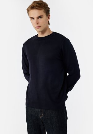Stickad tröja - dark blue