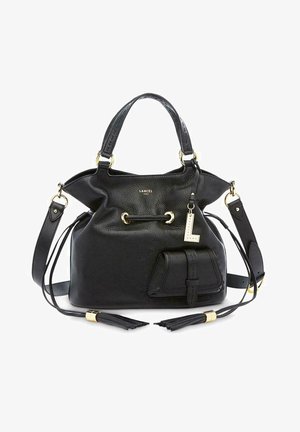 Sac à main en cuir noir avec une texture douce, accents en métal doré, bandoulières ajustables, et une poche détachable avec une étiquette 'L'.