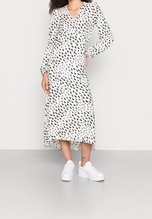 Vero Moda, Robe de jour - white