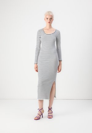 VMSEA DRESS - Džersejové šaty - snow white/navy blazer