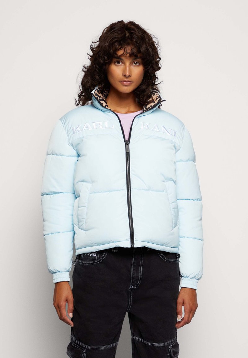 karl-kani-retro-reversible-puffer-jacket-winterjacke-light-blue