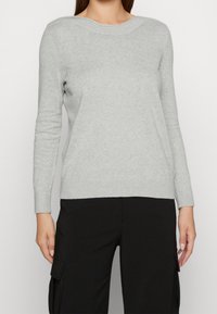 Esprit Stickad tröja - light grey