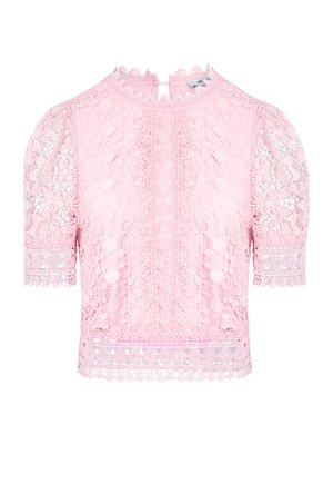 Roze kanten blouse met korte pofmouwen, bloemmotieven, ronde kanten details, geschulpte randen en een hoge halslijn met een knoopsluiting aan de achterkant.