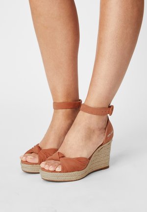Pepe Jeans Espadrillas - cognac