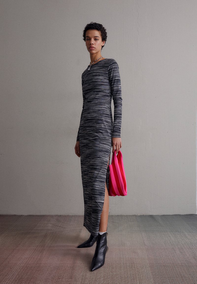 Missoni LONG DRESS Robe de soirée black /white/noir ZALANDO.FR