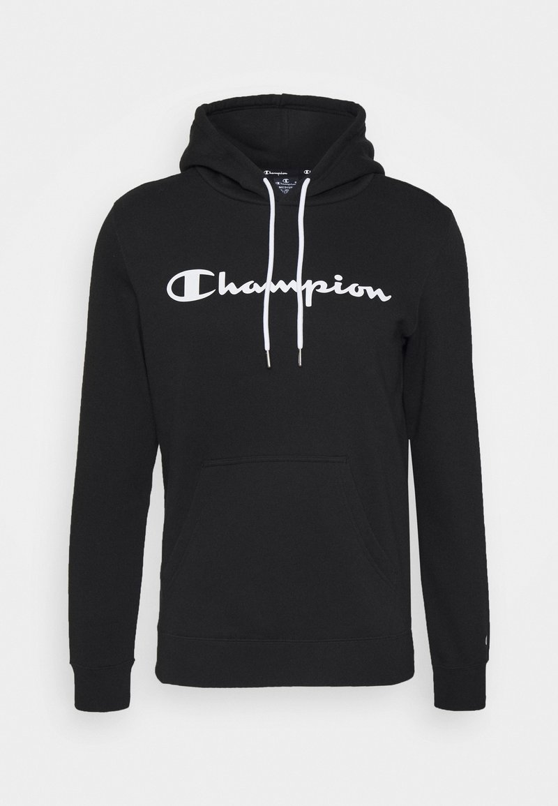Sweat à capuche noir Champion avec texte de logo blanc sur la poitrine, cordons blancs, poche kangourou avant et manches longues.