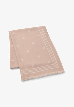 Lichtroze sjaal van zachte stof, met een subtiel logo-patroon en witte strepen langs de rand, en met rafelige details.